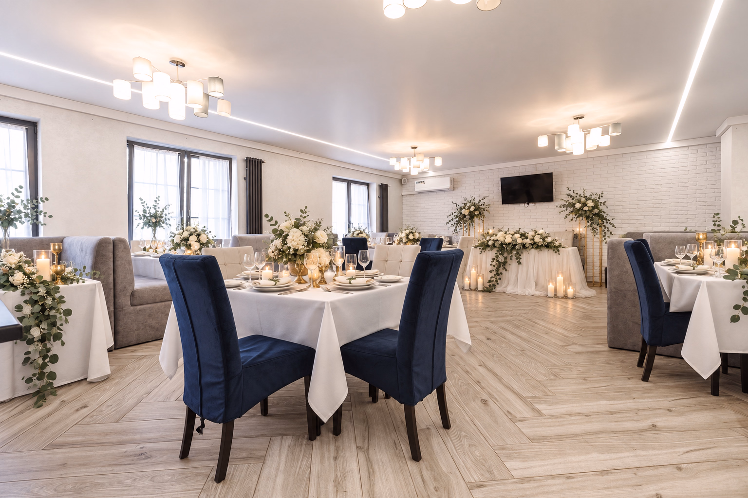 Банкетный зал «Лабиау» с оформлением для свадьбы